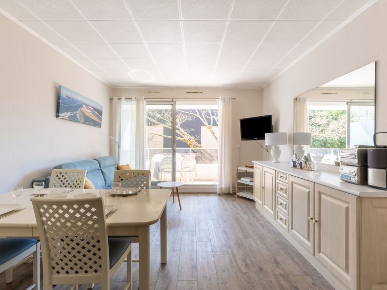 Search and Stay destination Arcachon, Nouvelle-Aquitaine - France from AU$ 202. Maris Stella