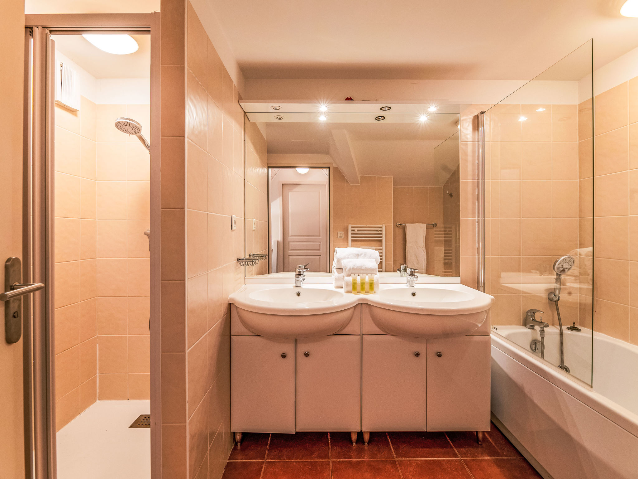 Le Jardin Mauresque-Binnen