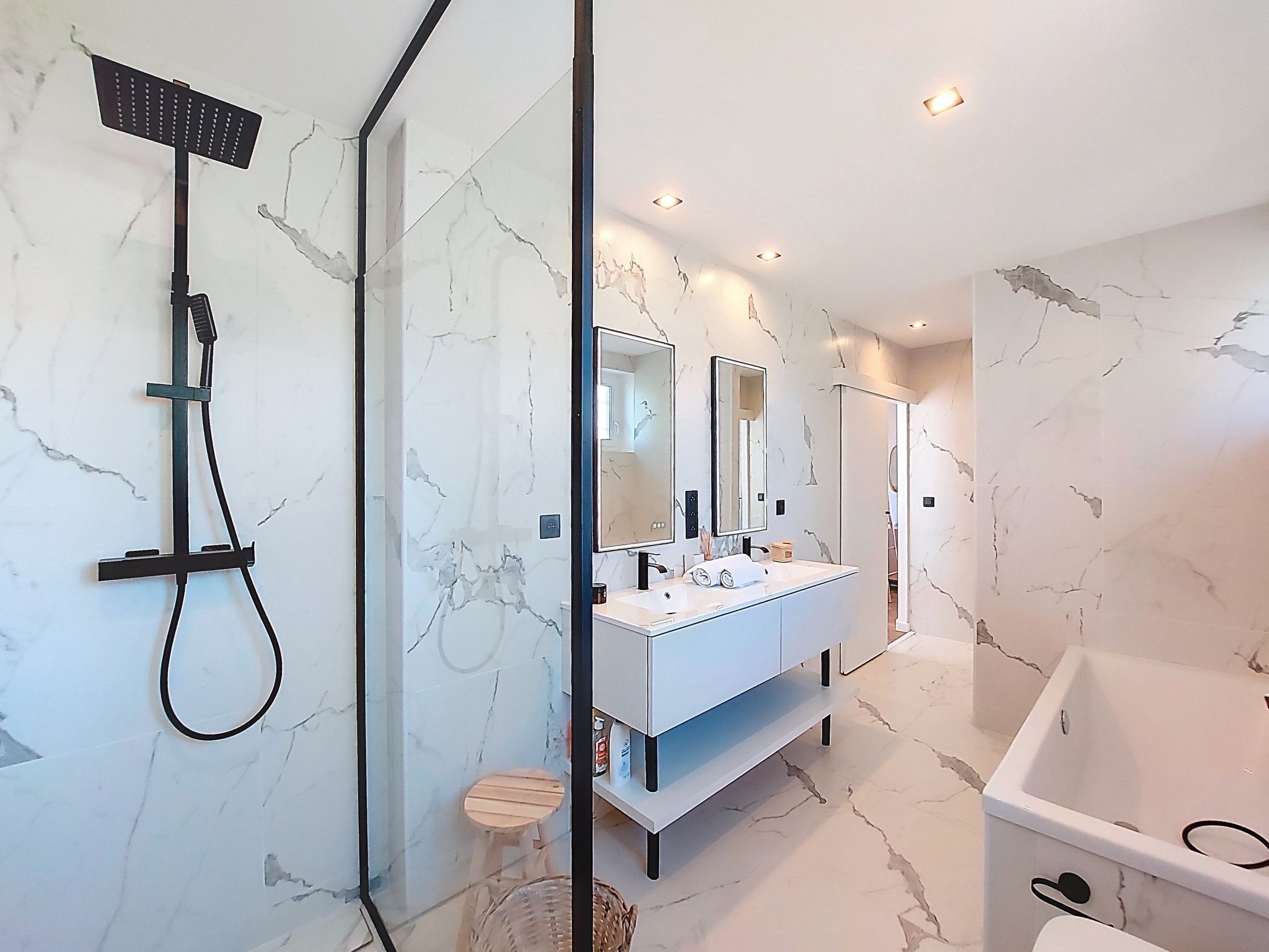 Photo of Maison Georgia Rose