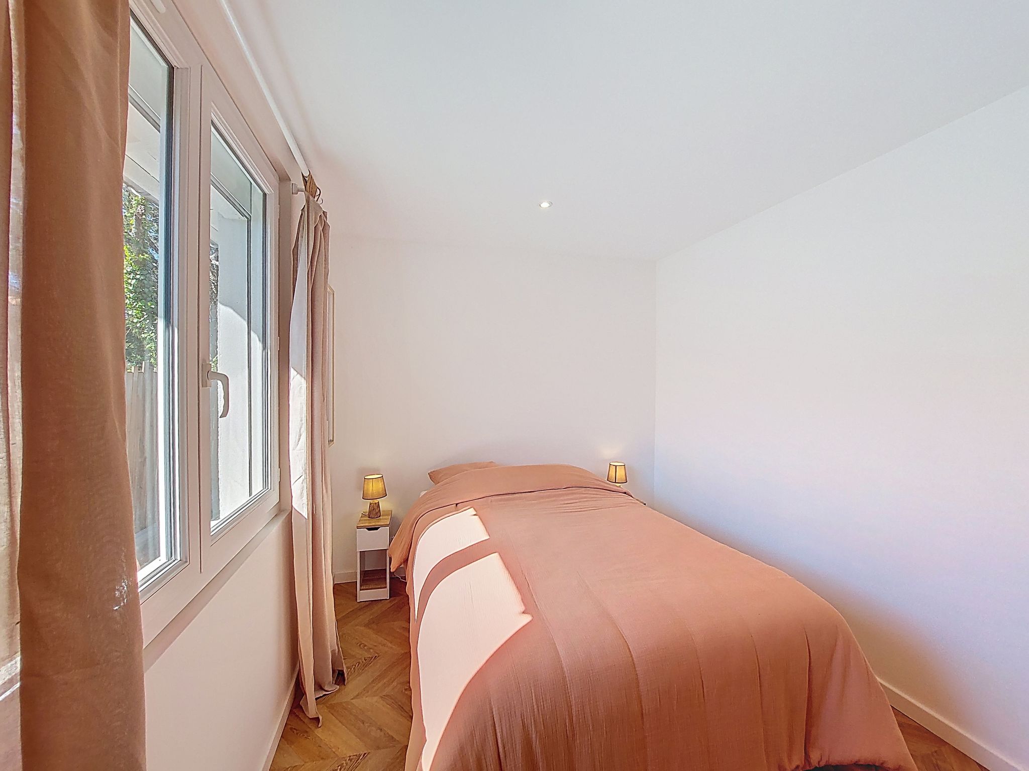 Photo of Maison Georgia Rose