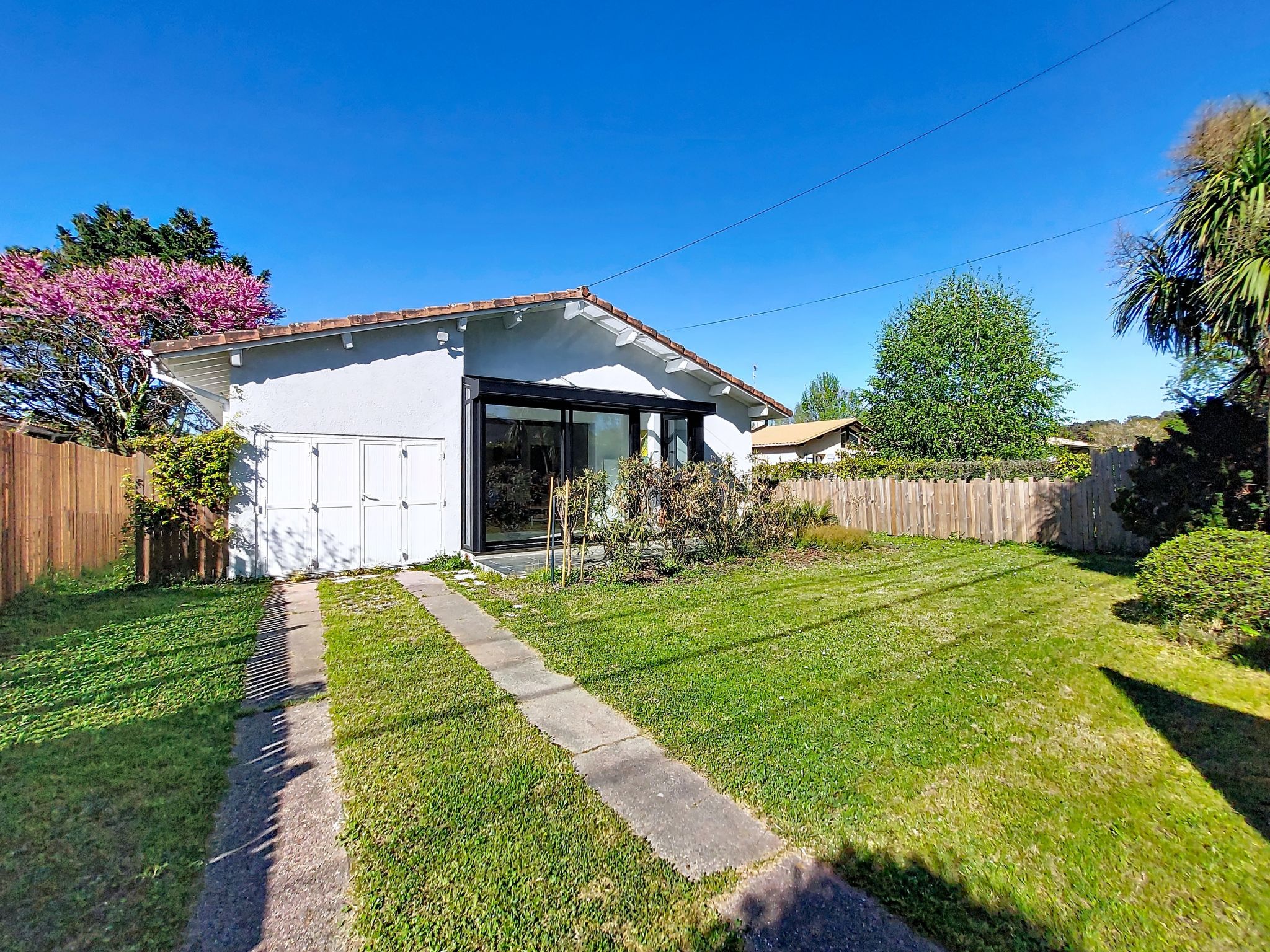 Photo of Maison Georgia Rose