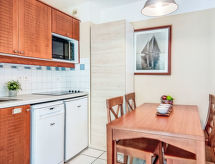 Rustiek appartement aan de golfbaan bij het Meer van Maubuisson - thumbnail 4