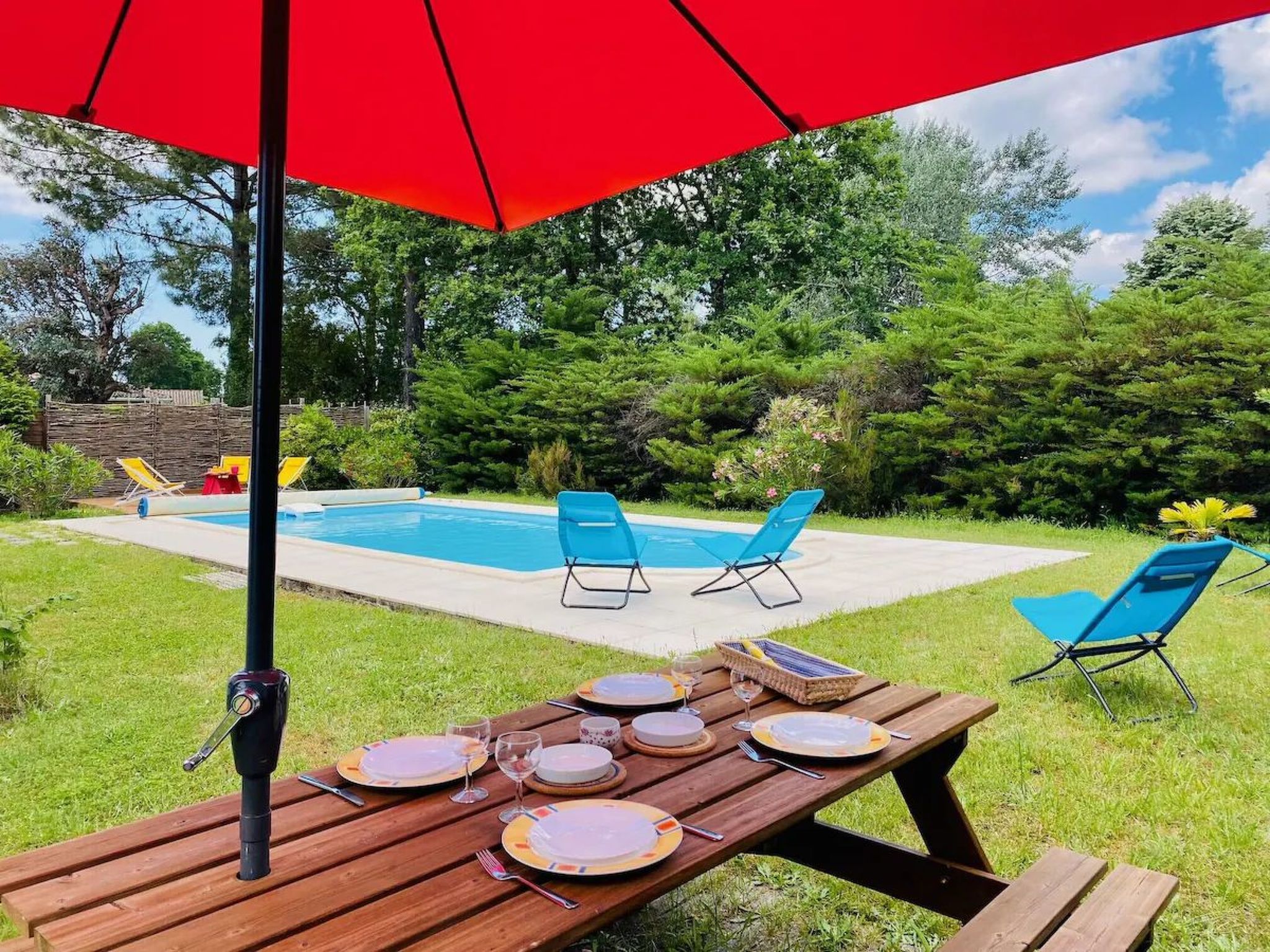 Swimmingpool - Strand - Geschäfte-Image-tags.info