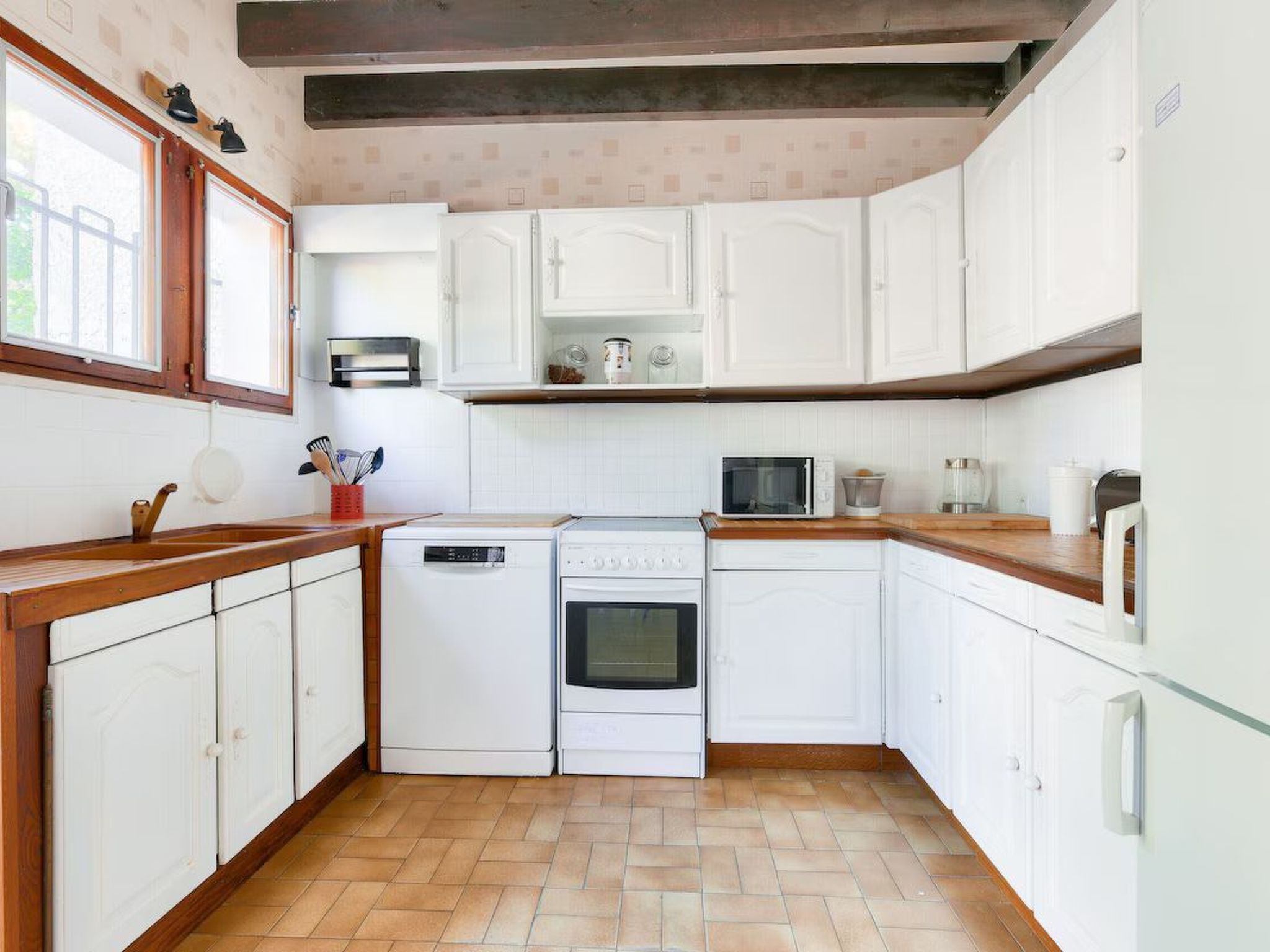 Swimmingpool - Strand - Geschäfte-Image-tags.info