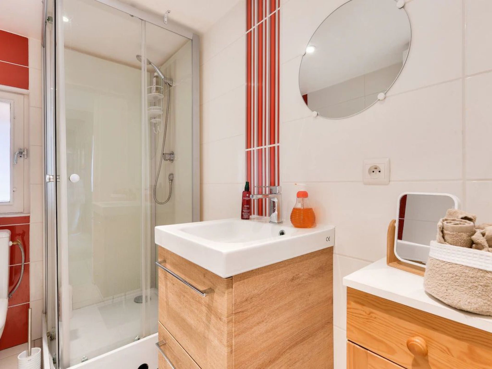 Swimmingpool - Strand - Geschäfte-Image-tags.info