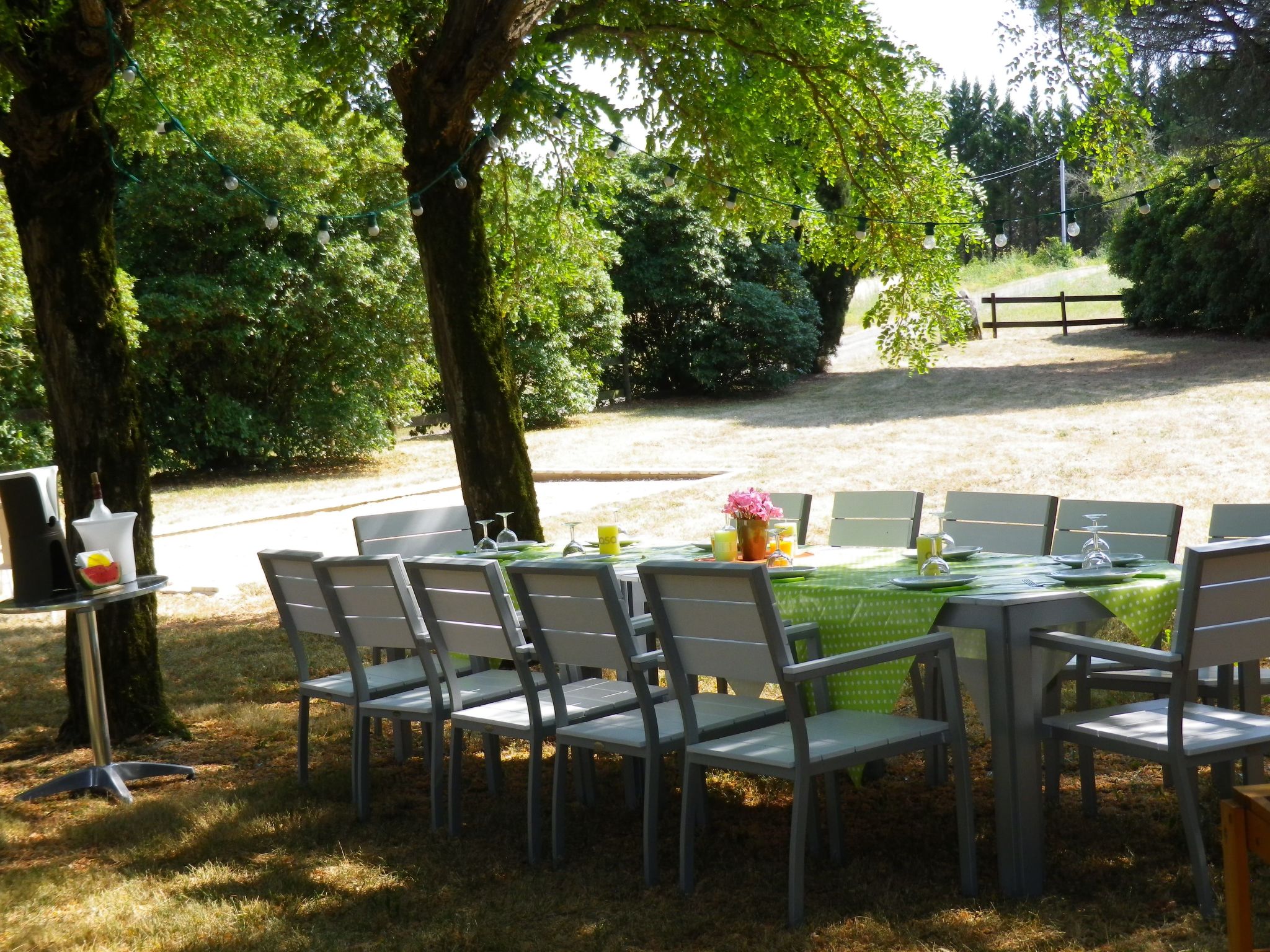 Villa mit Jacuzzi-Image-tags.info