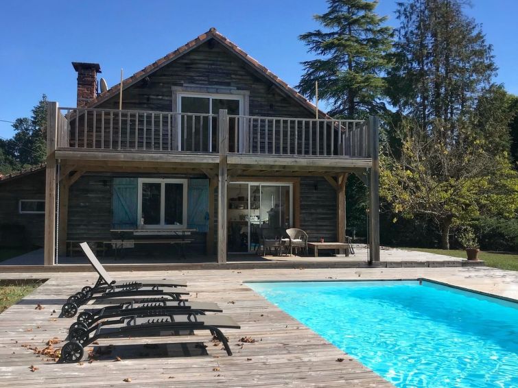 Search and Stay destination Saint-Julien-en-Born, Nouvelle-Aquitaine - France from AU$ 394. La Grange du Belon