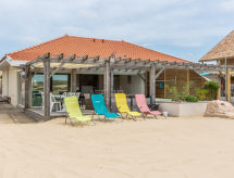 Vakantiehuis Les Baïnes: 300m van zee, privézwembad en tuin in Vieux-Boucau - thumbnail 1