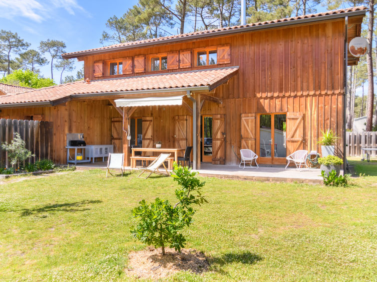 Search and Stay destination Saint-Julien-en-Born, Nouvelle-Aquitaine - France from AU$ 322. La Lette de Contis