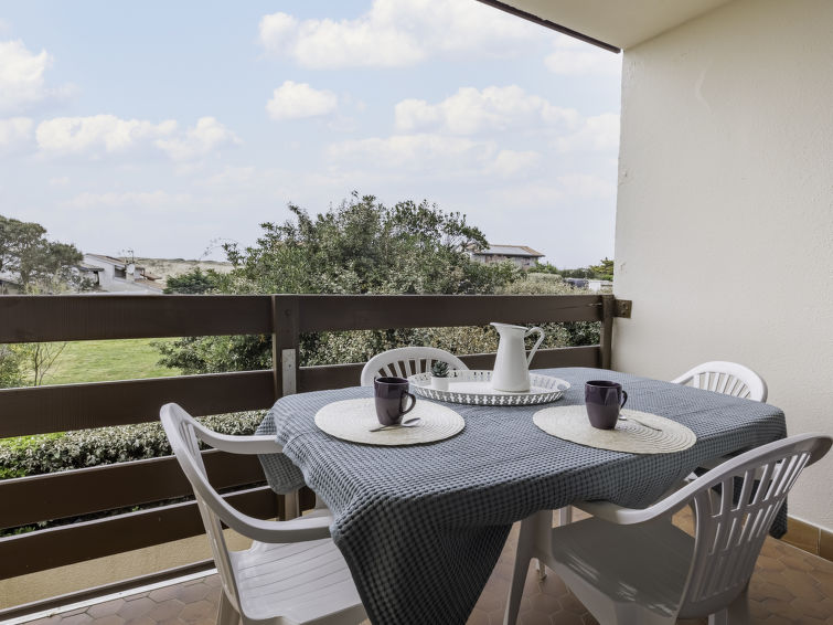 Search and Stay destination Seignosse, Nouvelle-Aquitaine - France from AU$ 142. le Rayon Vert