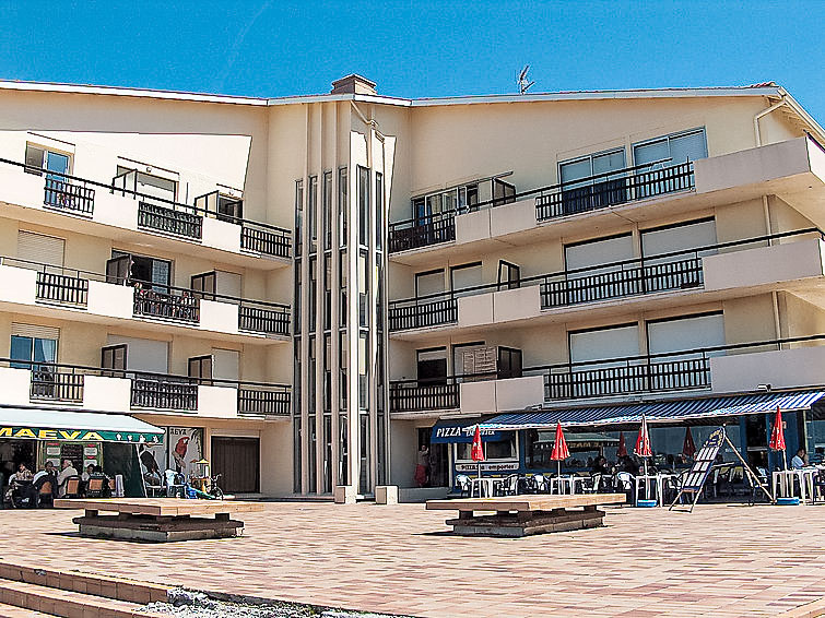 Search and Stay destination Capbreton, Nouvelle-Aquitaine - France from AU$ 164. Le Grand Large