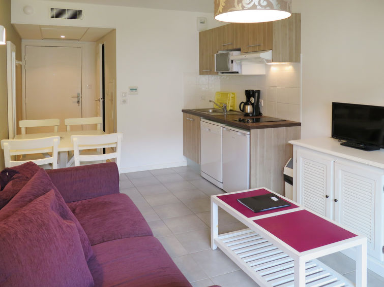 Search and Stay destination Capbreton, Nouvelle-Aquitaine - France from AU$ 218. L'Estacade