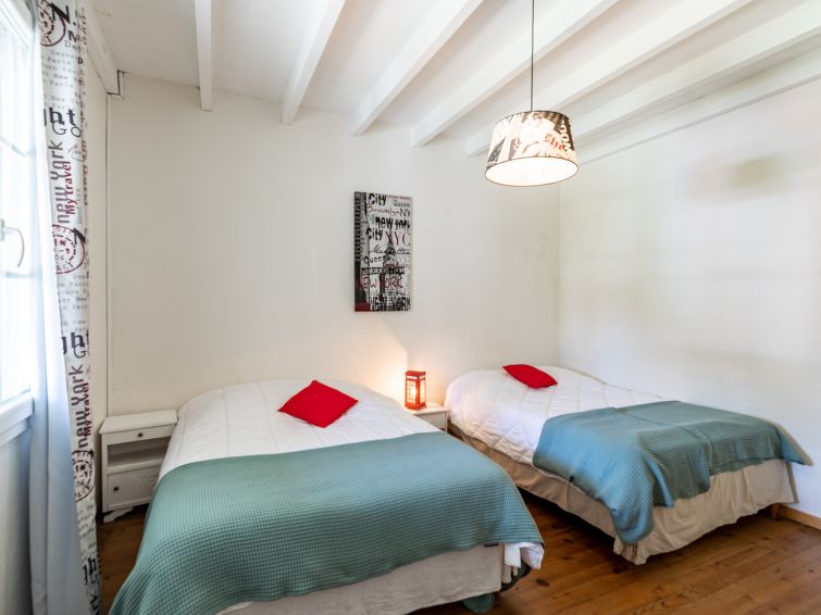 Search and Stay destination Capbreton, Nouvelle-Aquitaine - France from AU$ 310. Pyrénées