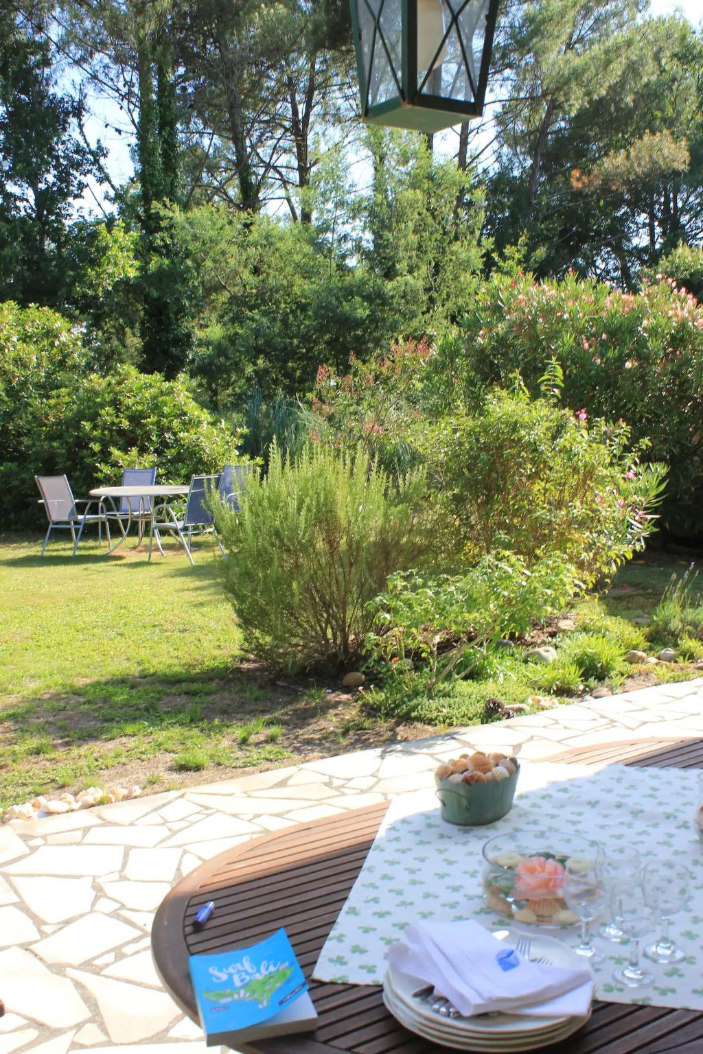 Villa "La Belle Vie"-Image-tags.info