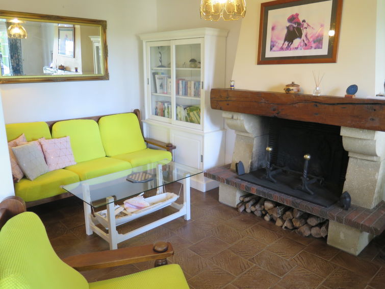 Search and Stay destination Saint-Geours-de-Maremne, Nouvelle-Aquitaine - France from AU$ 176. Peydecoum