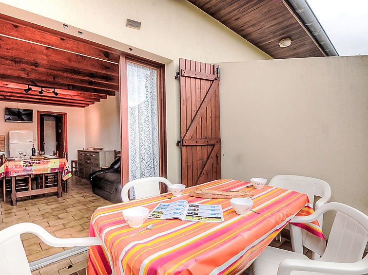 Search and Stay destination Mimizan, Nouvelle-Aquitaine - France from AU$ 216. Sicard