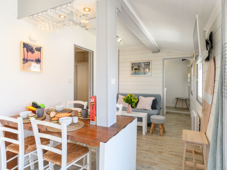 Search and Stay destination Mimizan, Nouvelle-Aquitaine - France from AU$ 230. Bleuet