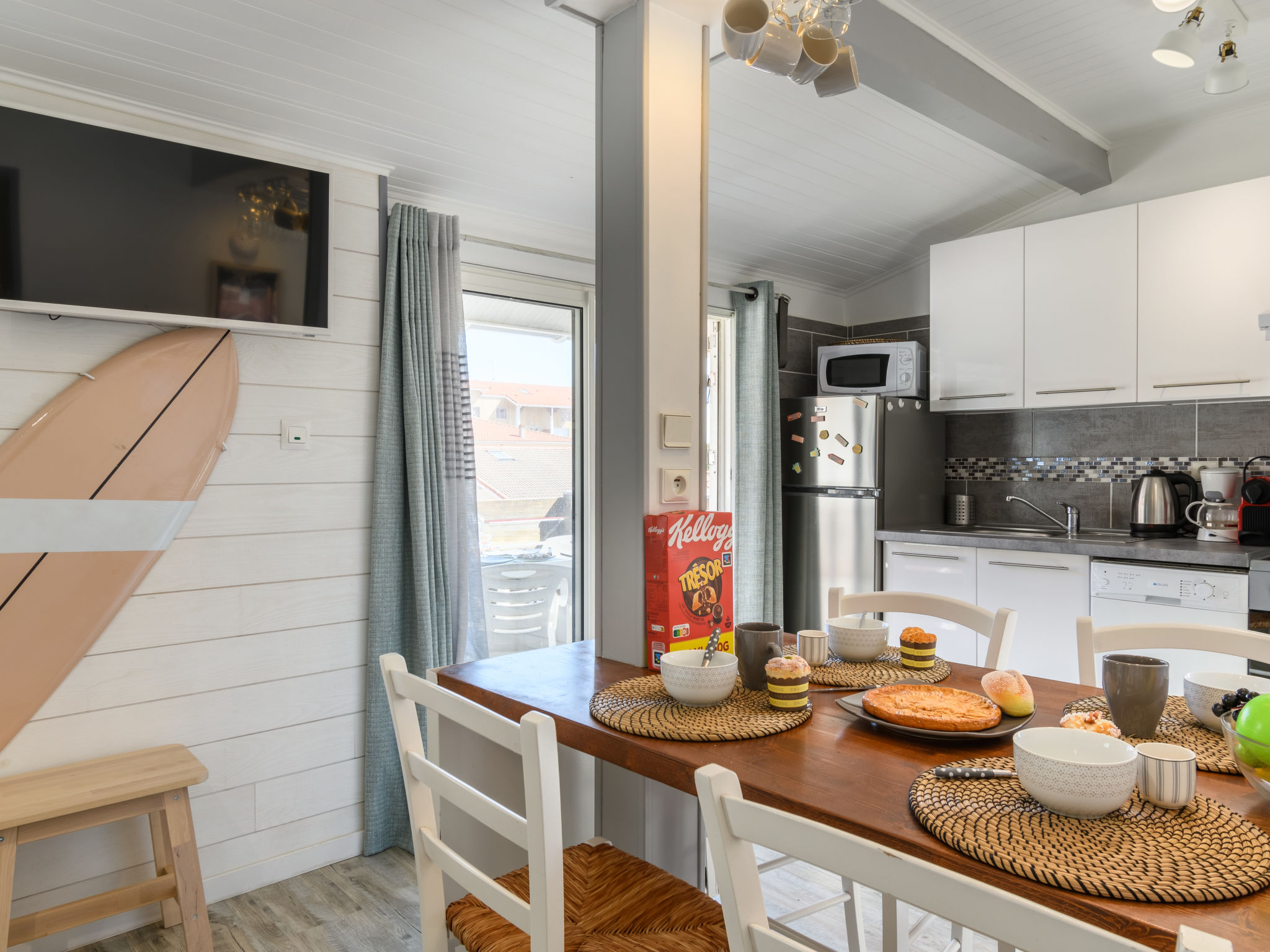 Kitchen / Dining Room