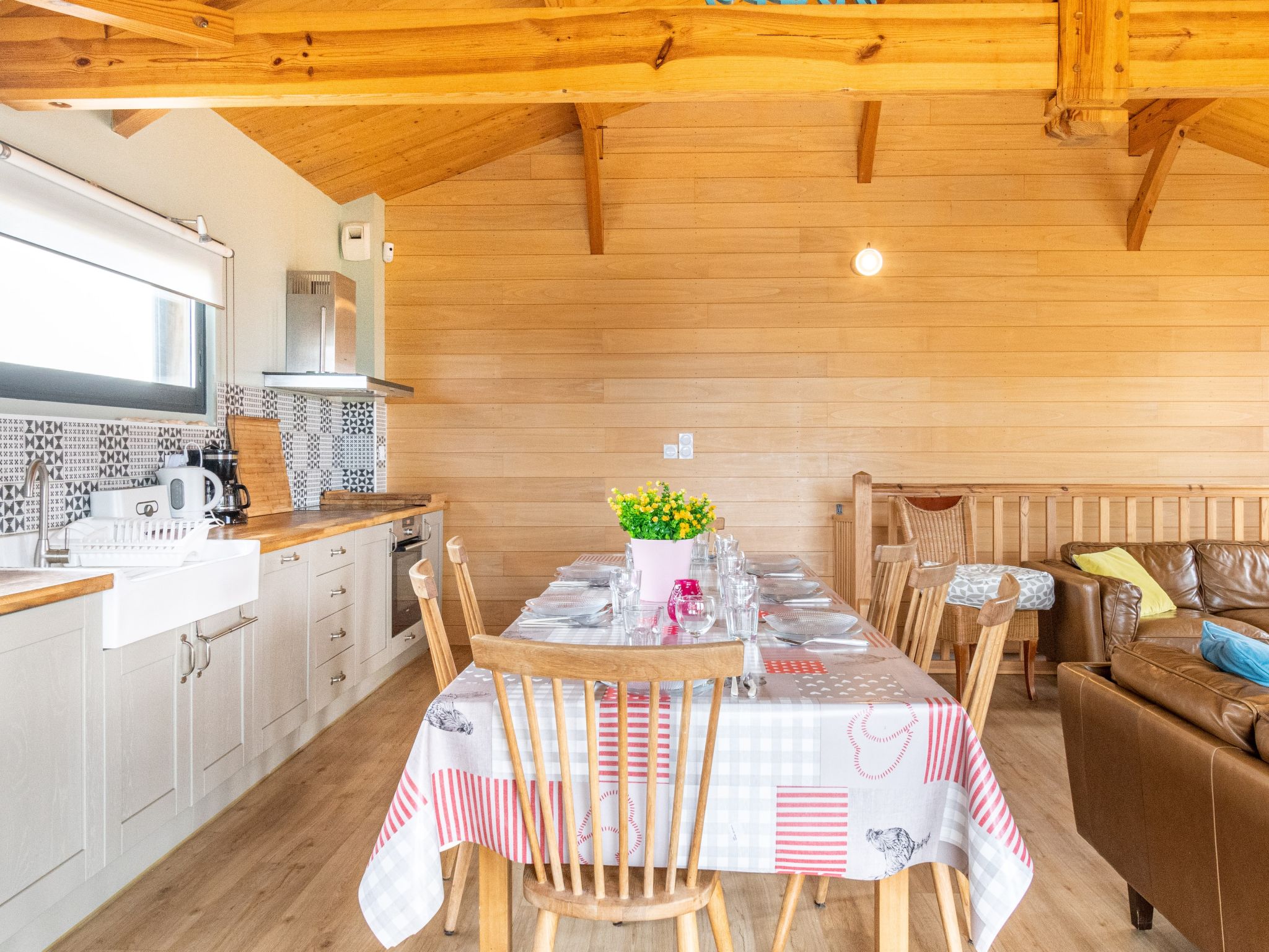 Kitchen / Dining Room