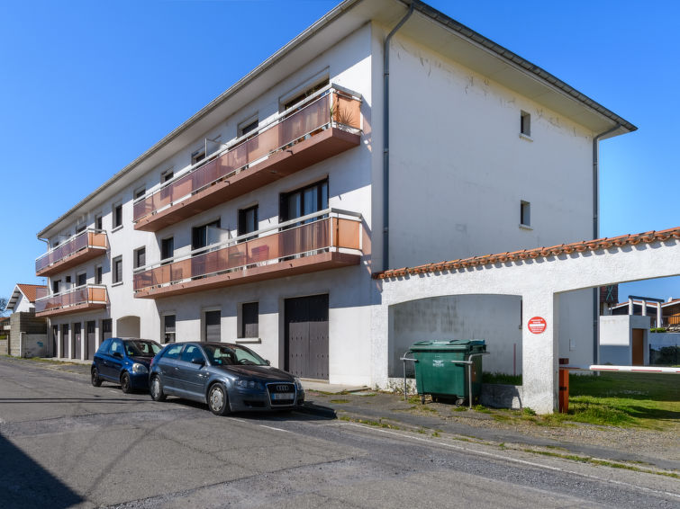 Search and Stay destination Mimizan, Nouvelle-Aquitaine - France from AU$ 149. Résidence de la poste