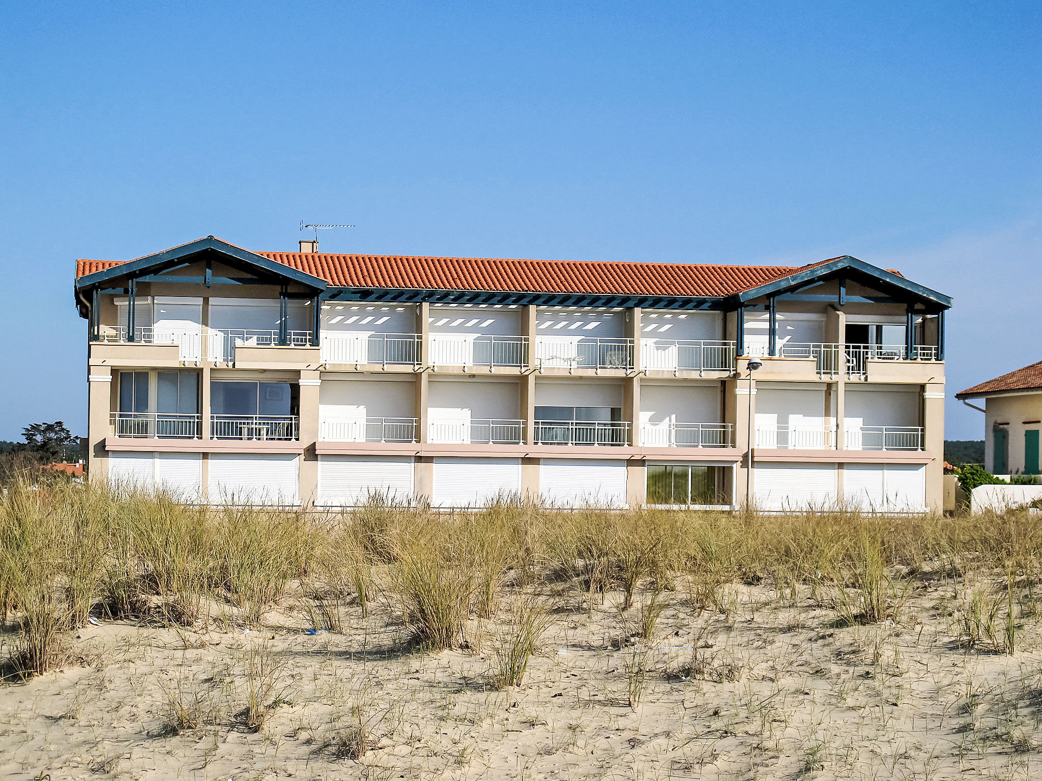 Les Goelands - Outside