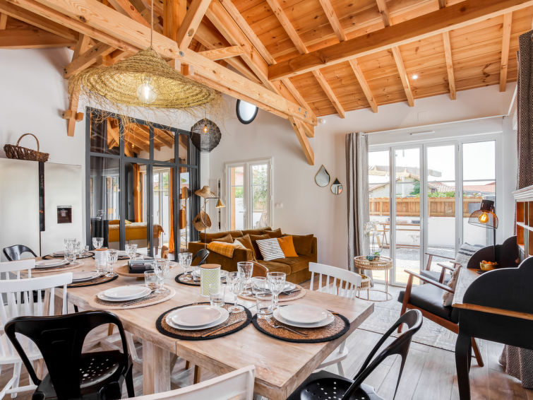 Search and Stay destination Mimizan, Nouvelle-Aquitaine - France from AU$ 524. Maison Les Goêlands