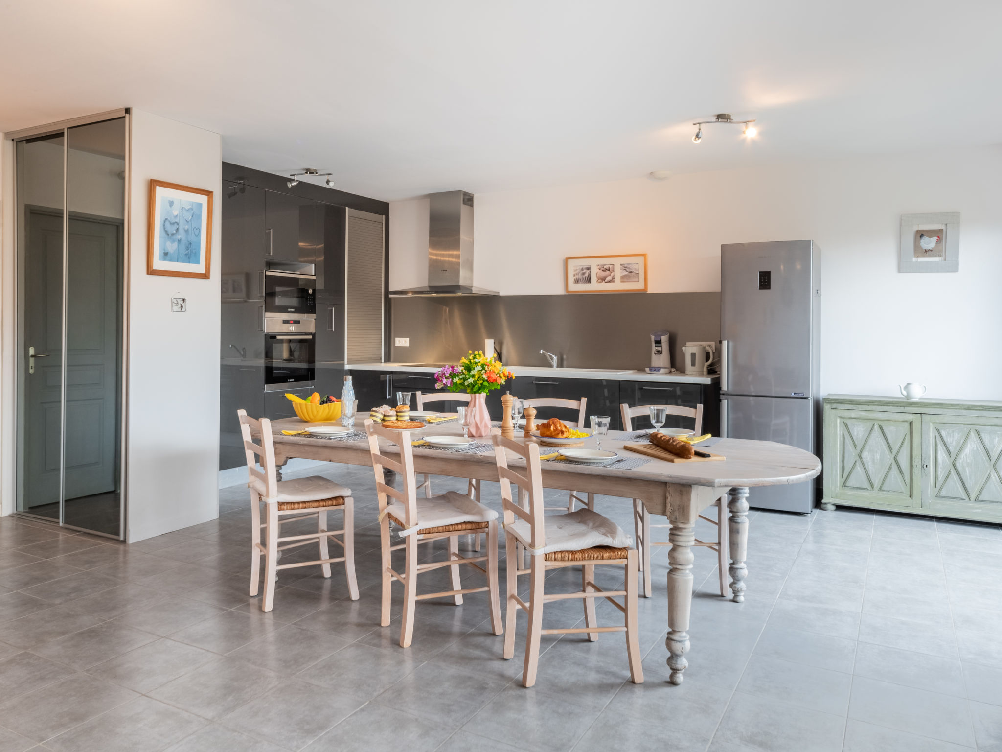 Kitchen / Dining Room
