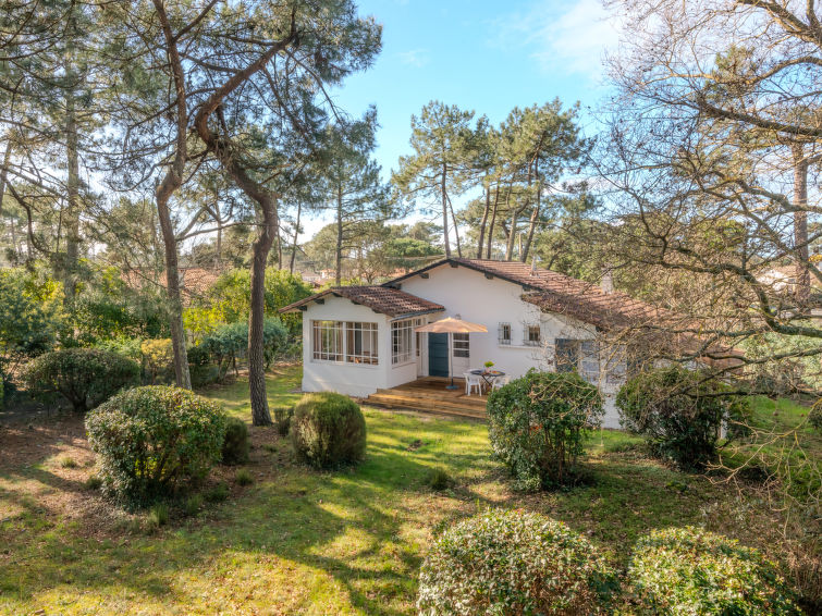 Search and Stay destination Mimizan, Nouvelle-Aquitaine - France from AU$ 360. Les Bruyères
