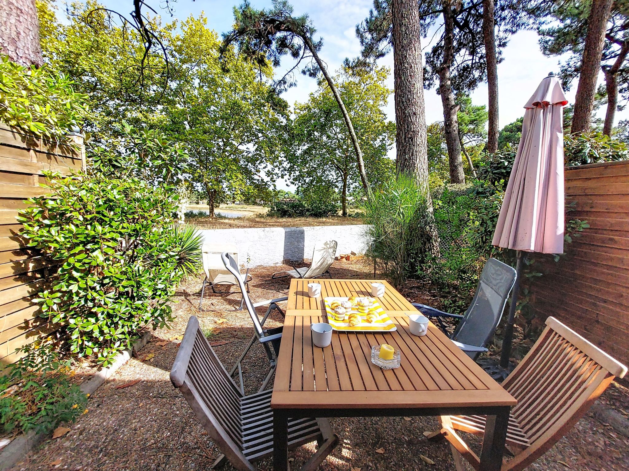 Appartement Hameau du courant – Terrasse, photo 17 sur 43