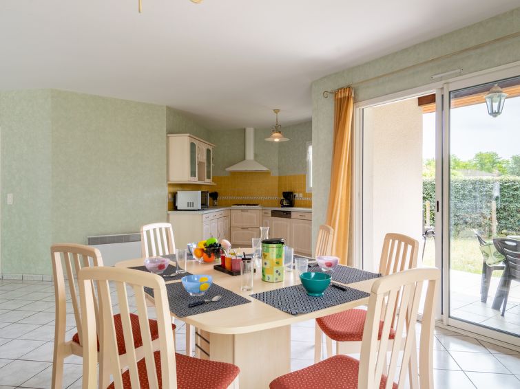 Search and Stay destination Mimizan, Nouvelle-Aquitaine - France from AU$ 233. Cantegrit