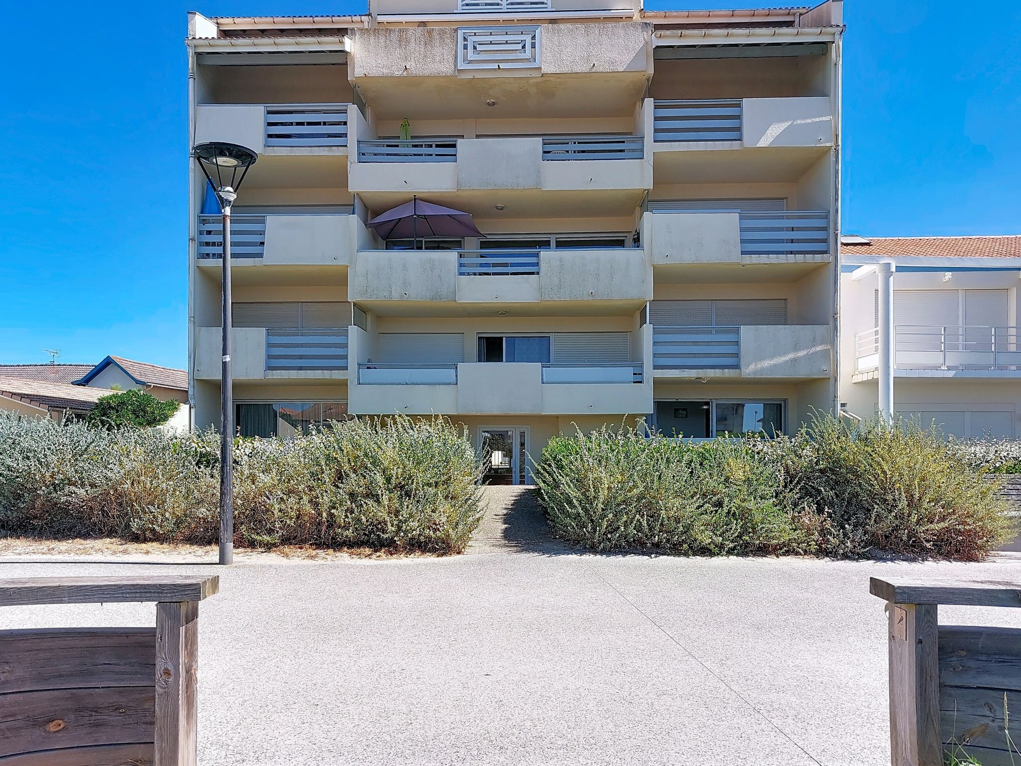 Aqua Riva - Outside