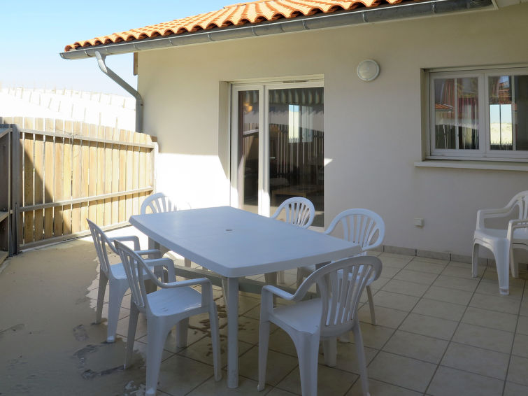 Centraal gelegen vakantiehuis in Biscarrosse vlakbij zee in Biscarrosse