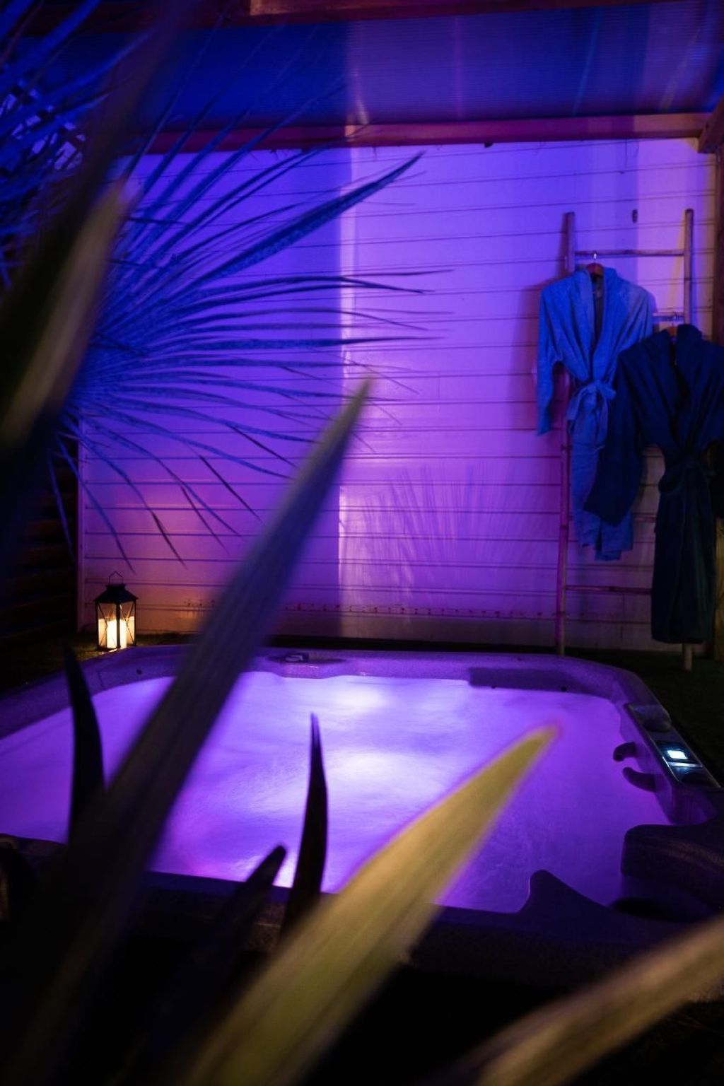 Villa Eden Bleu - Romantische Atmosphäre mit Jacuzzi 10 min vom Ozean entfernt - Image-tags.info