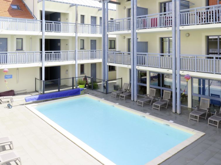 Aan zee: Ruim appartement in Biscarrosse met verwarmd zwembad en sauna in Biscarrosse