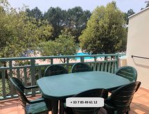 Schönes Appartment in ruhiger Lage in einer baumbestandenen Residenz mit beheiz