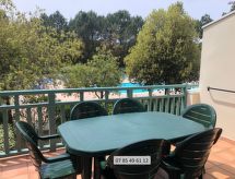 Schönes Appartment in ruhiger Lage in einer baumbestandenen Residenz mit beheiz