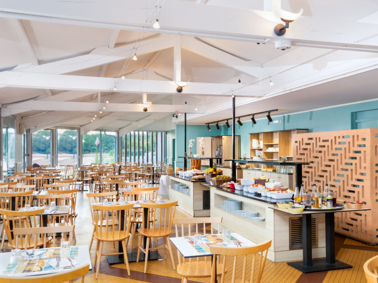 Sowell Family Pignada Plage