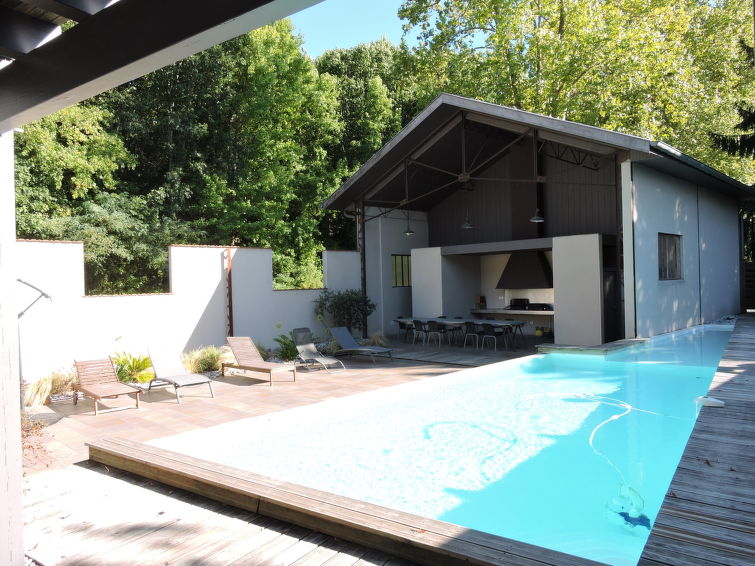 Search and Stay destination Saint-Pandelon, Nouvelle-Aquitaine - France from AU$ 335. LA FORGE