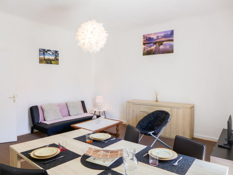 Search and Stay destination Biarritz, Nouvelle-Aquitaine - France from AU$ 200. St jean