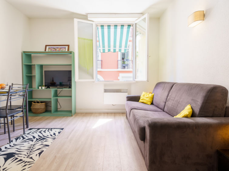 Search and Stay destination Biarritz, Nouvelle-Aquitaine - France from AU$ 177. Helder