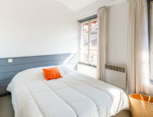 Historisch appartement in hartje Bayonne, vlakbij zee en golf - thumbnail 2