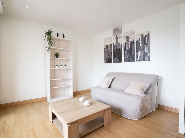 Search and Stay destination Anglet, Nouvelle-Aquitaine - France from AU$ 202. Avenue de Biarritz