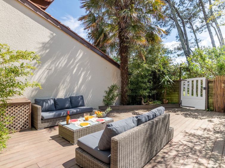 Search and Stay destination Anglet, Nouvelle-Aquitaine - France from AU$ 254. Port et golf