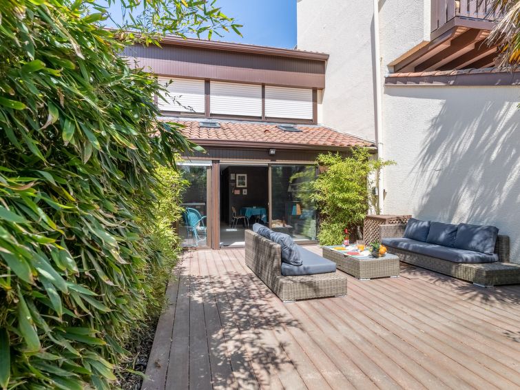 Search and Stay destination Anglet, Nouvelle-Aquitaine - France from AU$ 254. Port et golf