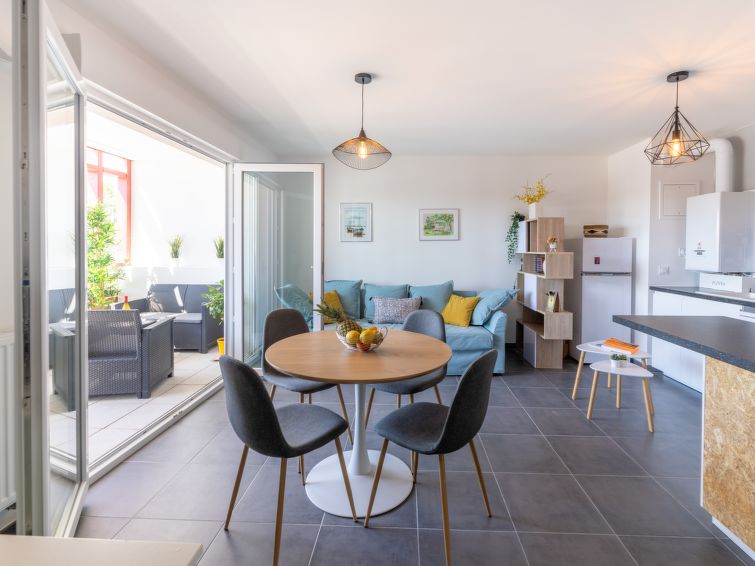 Search and Stay destination Anglet, Nouvelle-Aquitaine - France from AU$ 184. Bel'via
