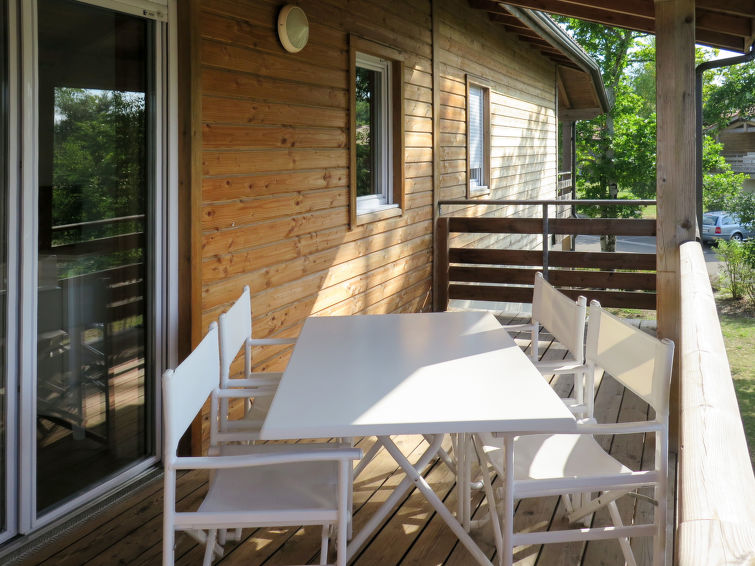 Search and Stay destination Parentis-en-Born, Nouvelle-Aquitaine - France from AU$ 118. Les Cottages du Lac T3 Premium