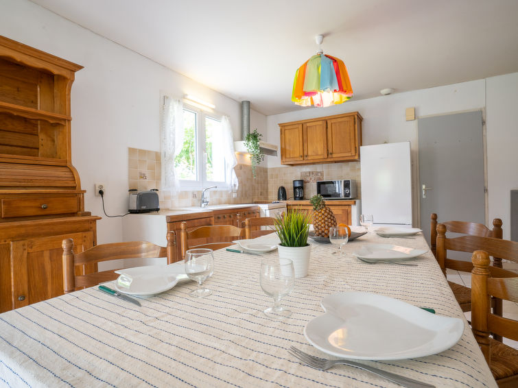 Search and Stay destination Saint-Pée-sur-Nivelle, Nouvelle-Aquitaine - France from AU$ 384. Arditea