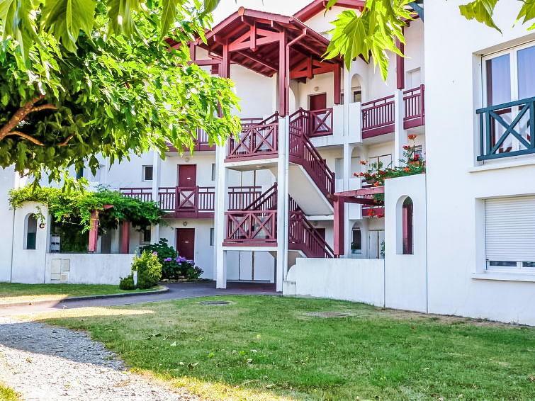 Search and Stay, undefined in undefined. Gallery position 4