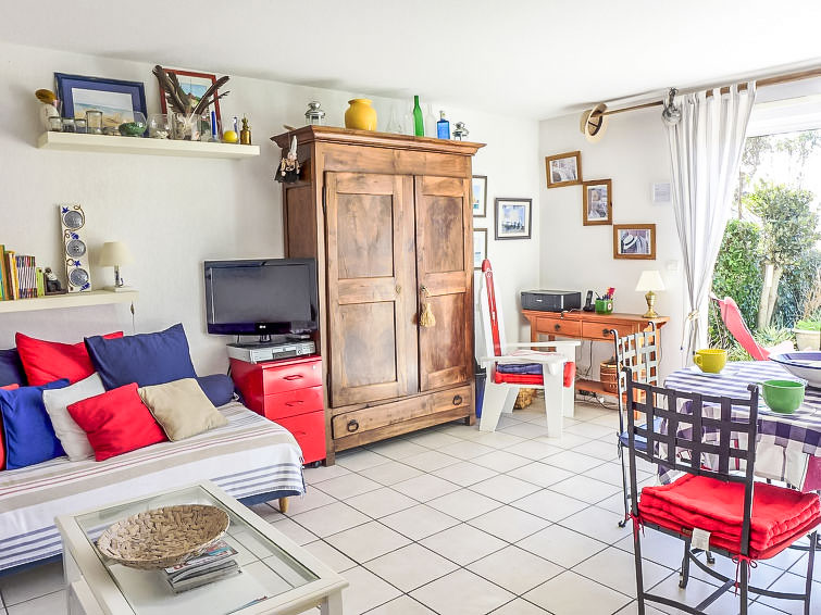 Search and Stay destination Bidart, Nouvelle-Aquitaine - France from AU$ 164. Eskola