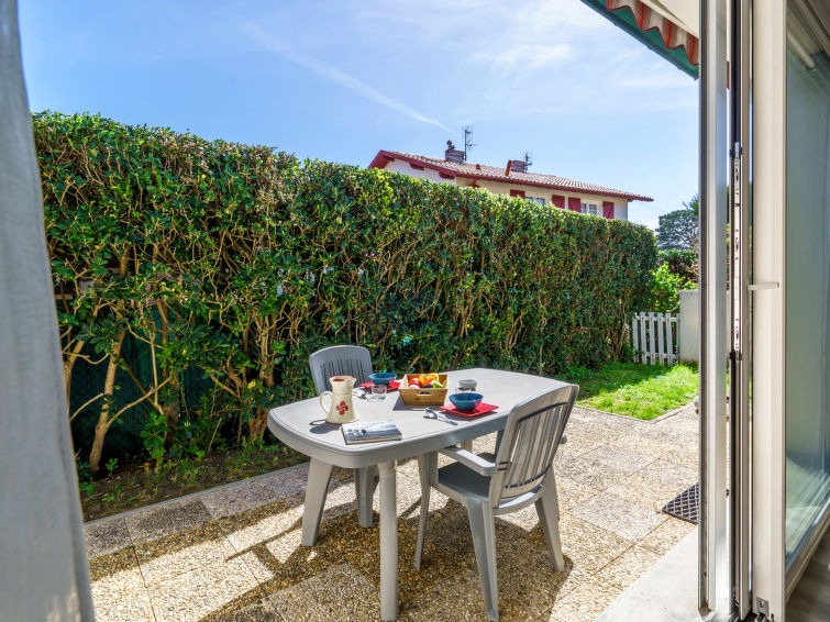 Search and Stay destination Bidart, Nouvelle-Aquitaine - France from AU$ 177. Le Fronton